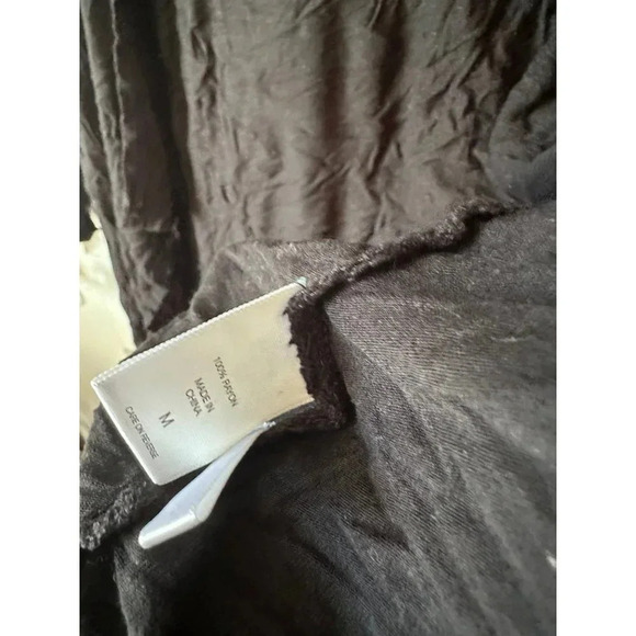 Women’s size Medium Black Cardigan - Picture 4 of 8